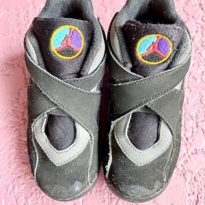 Toddler 9C Retro Nike Air Jordan Sneakers